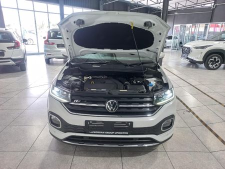 2023-Volkswagen-T-Cross-15-TSI-R-Line-Auto_6