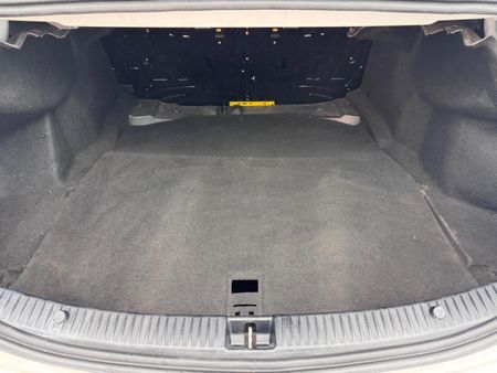 2014-Mercedes-Benz-C-Class-C-180-Auto_12
