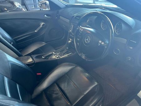 2006-Mercedes-AMG-SLK-55-AMG_7