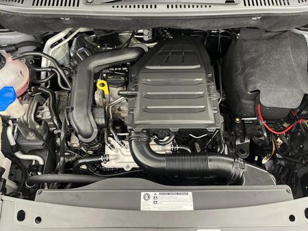 2019-Volkswagen-Caddy-10-TSI-Trendline_13
