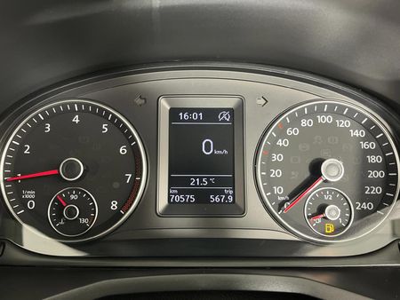 2019-Volkswagen-Caddy-10-TSI-Trendline_2