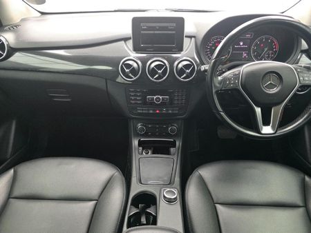 2014-Mercedes-Benz-B-Class-B-250-BE-Auto_21