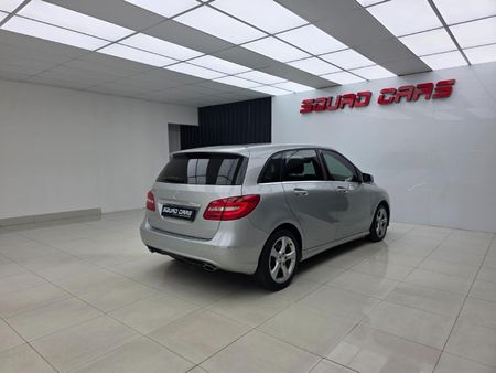 2014-Mercedes-Benz-B-Class-B-250-BE-Auto_6