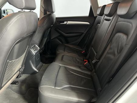 2019-Audi-Q5-20-TDI-quattro-Auto_3