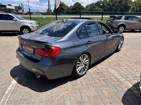 2014-BMW-3-Series-335i-M-Performance-Edition_6