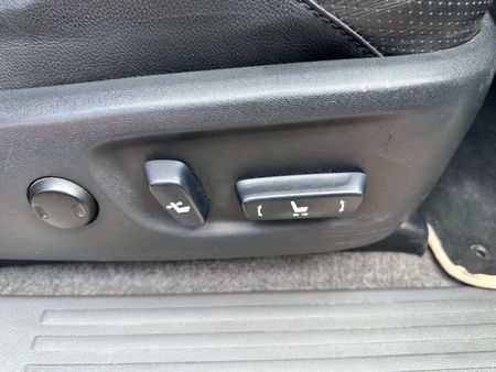 2010-Toyota-Land-Cruiser-Prado-40-V6-VX-Auto_10