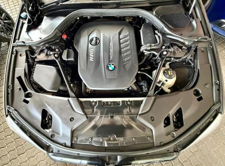 2017-BMW-5-Series-530d-M-Sport-Auto_11