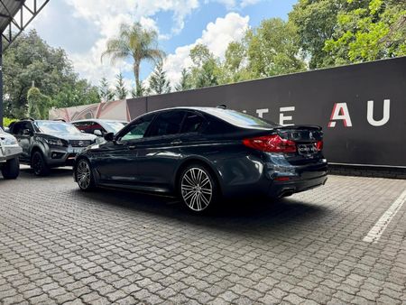 2017-BMW-5-Series-530d-M-Sport-Auto_2