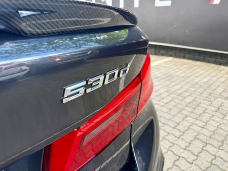 2017-BMW-5-Series-530d-M-Sport-Auto_3