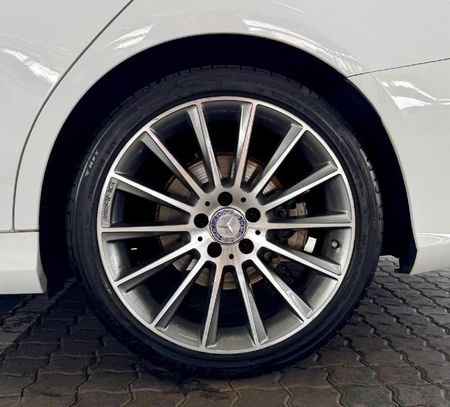 2014-Mercedes-Benz-C-Class-C-250-AMG-Line-Auto_8
