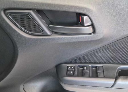 2019-Honda-Ballade-15-Trend-Auto_14
