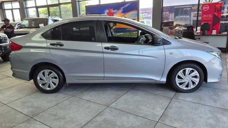 2019-Honda-Ballade-15-Trend-Auto_1