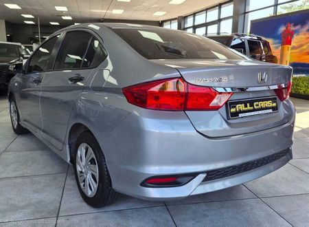 2019-Honda-Ballade-15-Trend-Auto_2