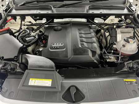 2020-Audi-Q5-20-TDI-quattro-Auto-40-TDI_12