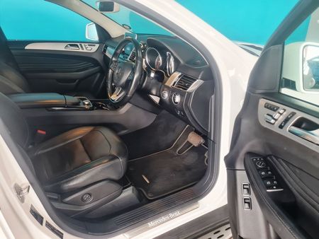 2019-Mercedes-Benz-GLE-Coupe-350d-4Matic_10