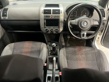 2013-Volkswagen-Polo-Vivo-16-GT-3-dr_9