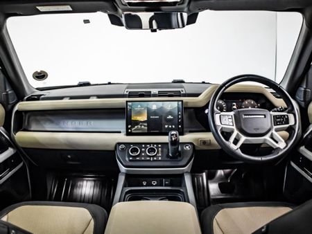 2023-Land-Rover-Defender-110-D300-HSE-X-Dynamic_9