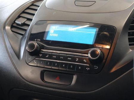2018-Ford-Figo-15-Ambiente-5-dr_12