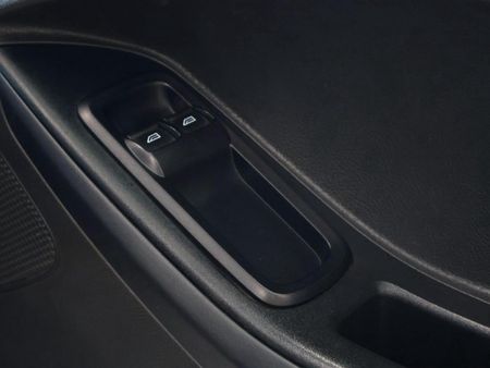2018-Ford-Figo-15-Ambiente-5-dr_13