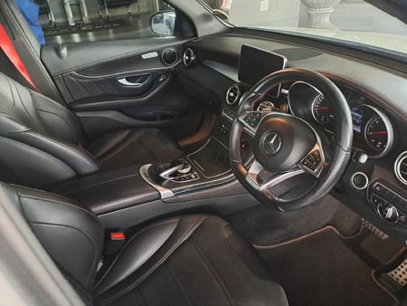 2017-Mercedes-AMG-GLC-43-AMG-4Matic_8