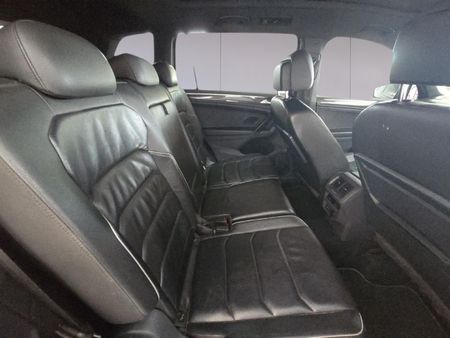 2019-Volkswagen-Tiguan-Allspace-14-TSI-Comfortline-Auto-110kW_16