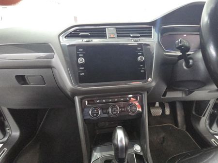 2019-Volkswagen-Tiguan-Allspace-14-TSI-Comfortline-Auto-110kW_19