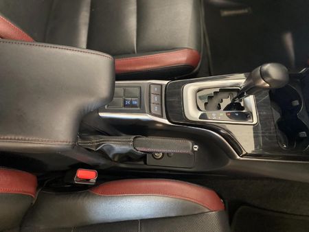 2024-Toyota-Fortuner-28-GD-6-4x4-Auto_15