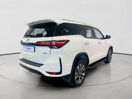 2024-Toyota-Fortuner-28-GD-6-4x4-Auto_3
