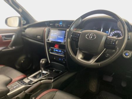 2024-Toyota-Fortuner-28-GD-6-4x4-Auto_6