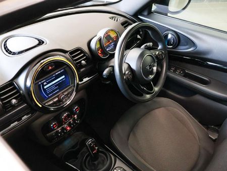 2020-MINI-Clubman-Cooper-Auto_20