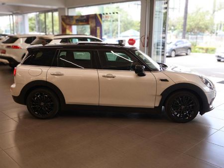 2020-MINI-Clubman-Cooper-Auto_4