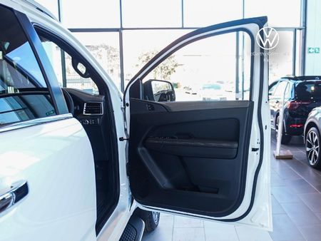 2026-Volkswagen-Amarok-30-TDI-V6-184kW-4Motion-Style-Auto-Double-Cab_5