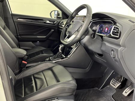 2023-Volkswagen-T-Roc-20-TSI-4M-R-Line-Auto_9