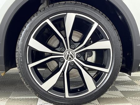 2023-Volkswagen-T-Roc-20-TSI-4M-R-Line-Auto_5