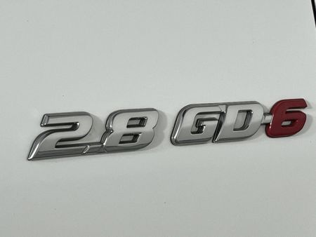 2021-Toyota-Hilux-28-GD-6-Raised-Body-Legend-Auto-Double-Cab_11