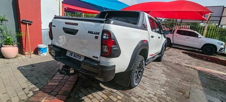 2024-Toyota-Hilux-28GD-6-GR-Sport-Double-Cab-4x4_9