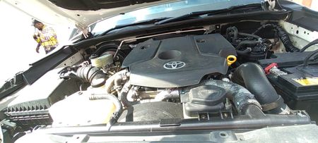 2024-Toyota-Hilux-28GD-6-GR-Sport-Double-Cab-4x4_21