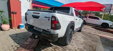 2024-Toyota-Hilux-28GD-6-GR-Sport-Double-Cab-4x4_8