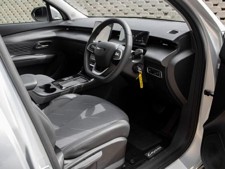2026-Lepas-L4-15T-Pantera-Auto_10