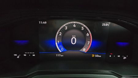 2026-Volkswagen-Polo-10-TSI_13