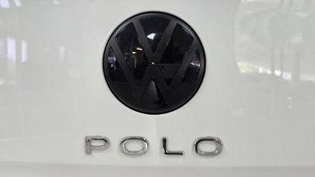 2026-Volkswagen-Polo-10-TSI_1