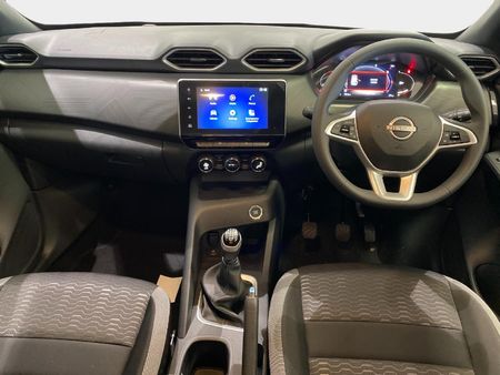 2026-Nissan-Magnite-10-Acenta_9