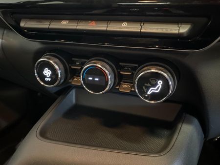 2026-Nissan-Magnite-10-Acenta_12