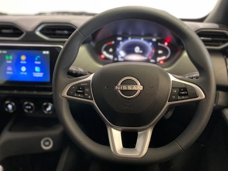 2026-Nissan-Magnite-10-Acenta_14