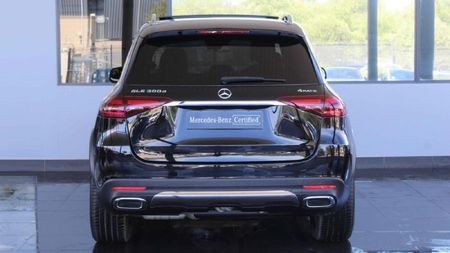 2025-Mercedes-Benz-GLE-300d-4Matic_1