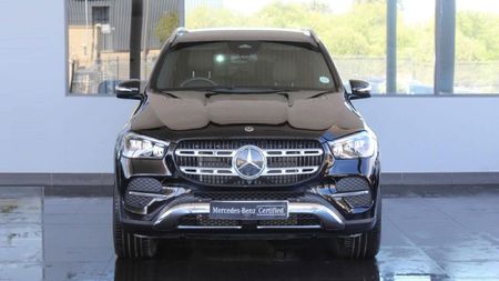 2025-Mercedes-Benz-GLE-300d-4Matic_6