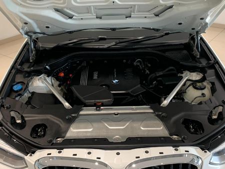 2019-BMW-X3-xDrive20d-M-Sport_5