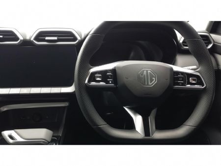 2025-MG-ZS-PRO-15T-Com-CVT-Auto_14