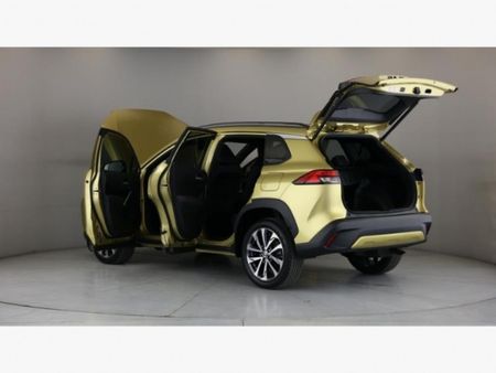 2026-Toyota-Corolla-Cross-18-XR-Hybrid_19