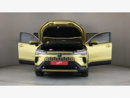 2026-Toyota-Corolla-Cross-18-XR-Hybrid_23